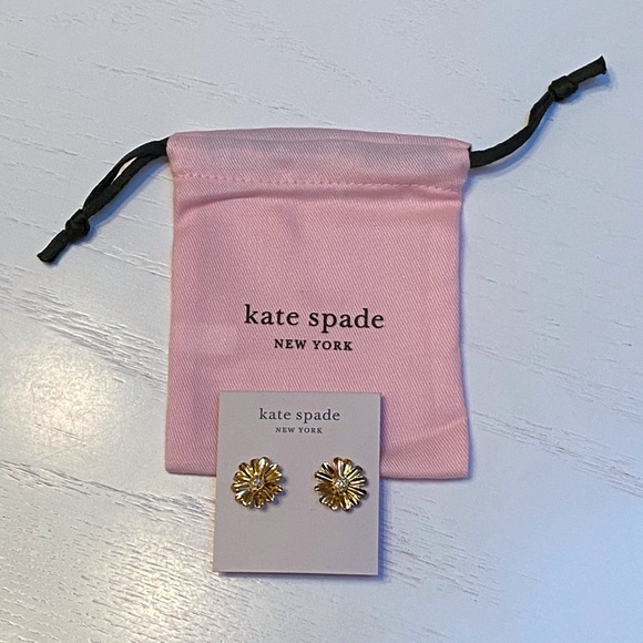 NWT Kate Spade Bloom Daisy Stud CZ Earrings - Picture 3 of 8